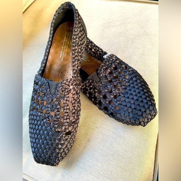 Toms Alpargata Slip Ons Black Womens Size 8.5 W - Picture 2 of 5